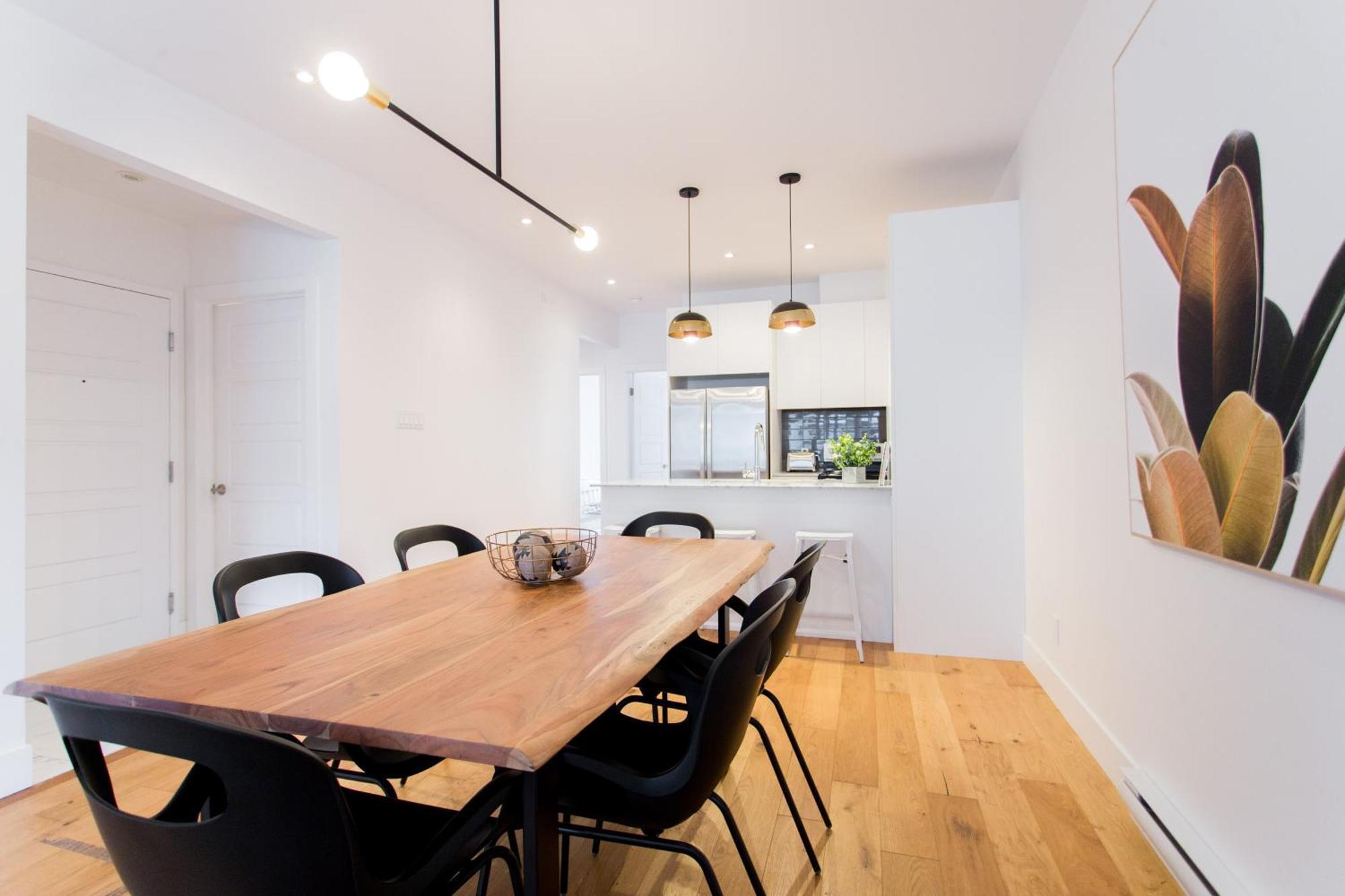 Hip, Stylish Apartment In Little Italy By Den Stays A Montréal Chambre photo